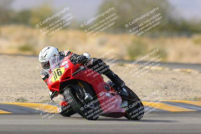 media/Dec-17-2022-SoCal Trackdays (Sat) [[224abd9271]]/Turn 7 Set 2 (1140am)/